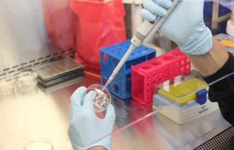 L’Institut Curie appelle à une meilleure évaluation de la toxicité des traitements anticancer