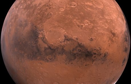 Conquête de l’espace : la Nasa cherche des solutions rapides pour rapporter des roches de Mars