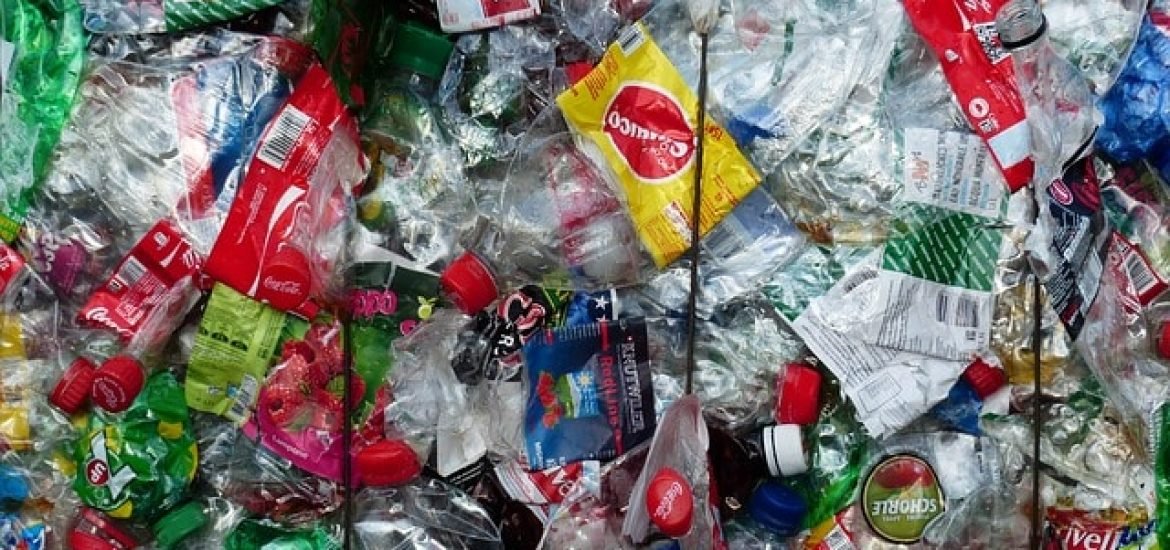 Forscher entwickeln schnell abbaubare Kunststoffe aus Abfällen