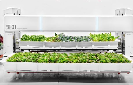 Fully autonomous robot farm opens in the US